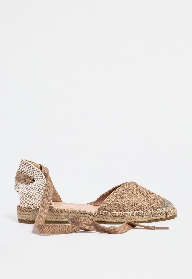 Alpargata plana de mujer en rafia beige con cintas – estilo natural y vegano con sello Macarena ima 13