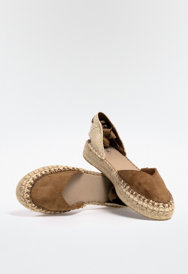 Alpargata plana mujer camel con cintas y suela de esparto – esencia veraniega con sello Why Pink? m5420