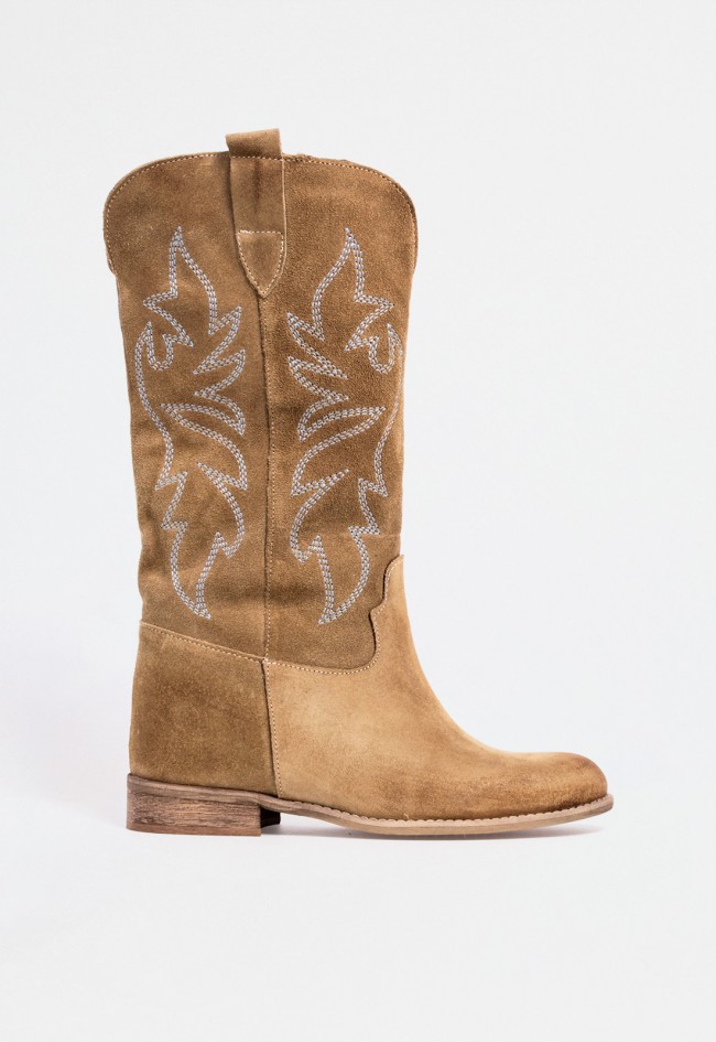 Bota cowboy de mujer con bordados laterales y puntera redonda – estilo western renovado taupe GLO tora