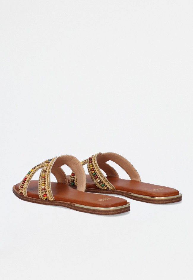 Sandalia plana color cuero con plantilla de piel – versatilidad elegante para tu fondo de armarion cuero EXE sabrina-726