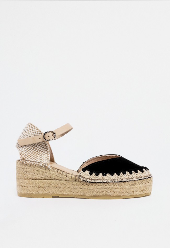 Alpargata mujer negra de piel con cuña media de esparto y correa al tobillo – elegancia versátil para verano Glo 816810