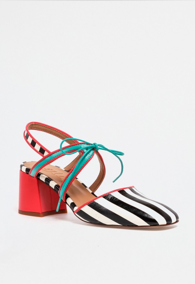Zapato mujer rojo destalonado de piel con tacón ancho y cordones – diseño trendy con estampado a rayas Glo Rina