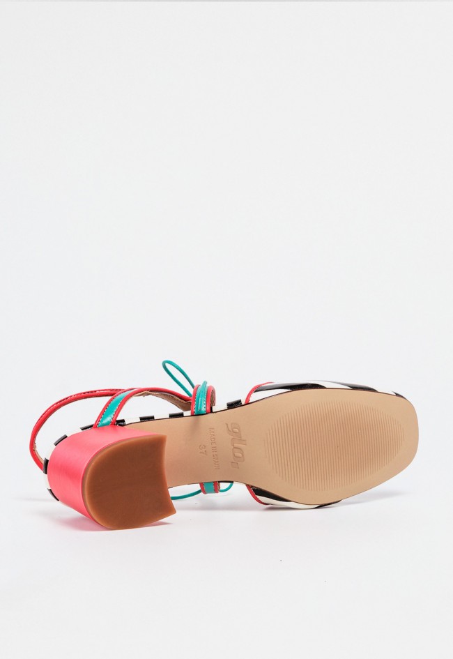 Zapato mujer rojo destalonado de piel con tacón ancho y cordones – diseño trendy con estampado a rayas Glo Rina
