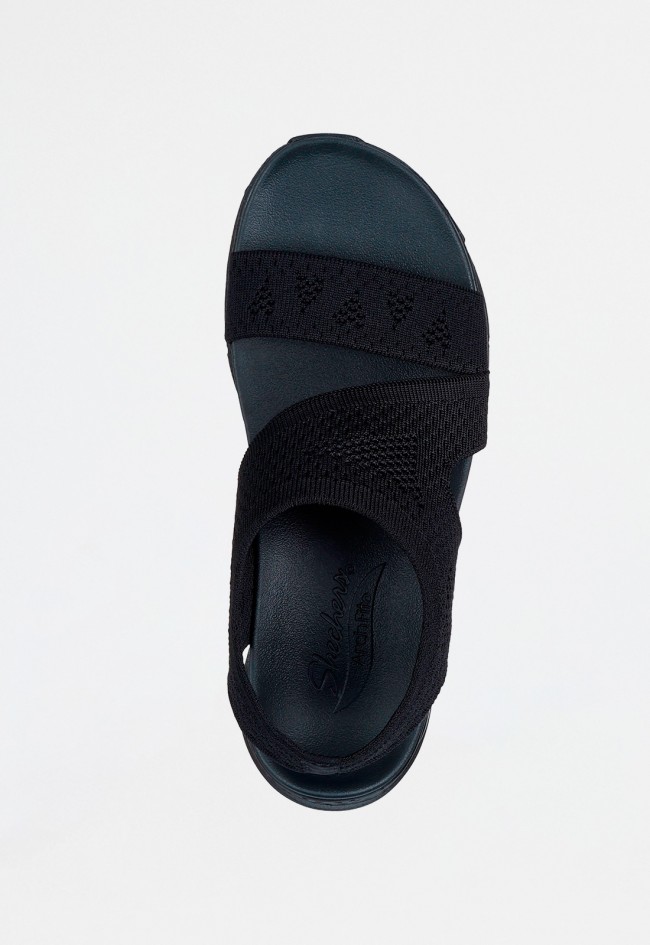 Sandalia mujer elástica negra Skechers 119458 con plantilla acolchada y suela ligera – confort versátil para cada paso