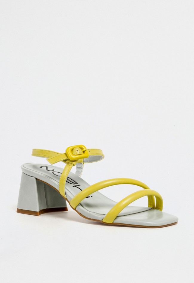 Sandalia de tacón alto ancho bicolor con tiras y pulsera al tobillo – diseño elegante con punta redondeada Noghi mati