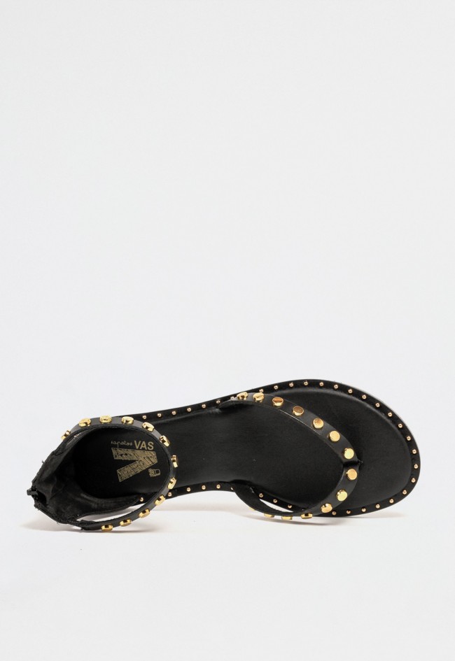 Sandalia plana de piel negra con tachas doradas y cierre trasero con cremallera para estilo sofisticado VAS rsp-6497