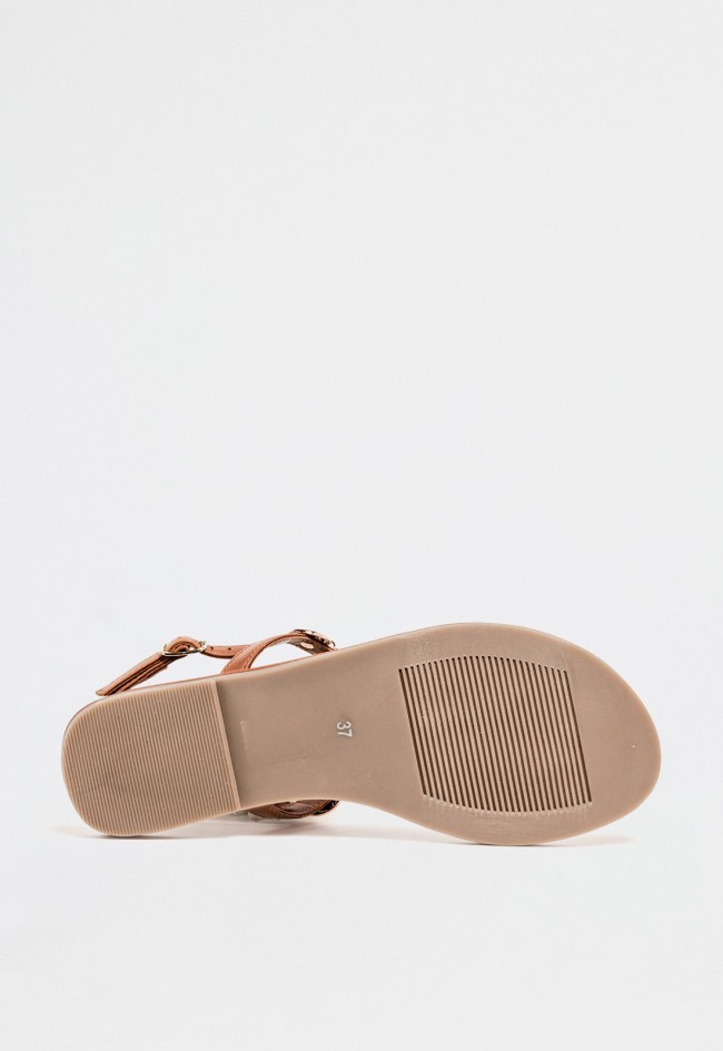 Sandalia plana de piel color cuero con adornos dorados y cierre lateral con hebilla elegante VAS rsp-10733