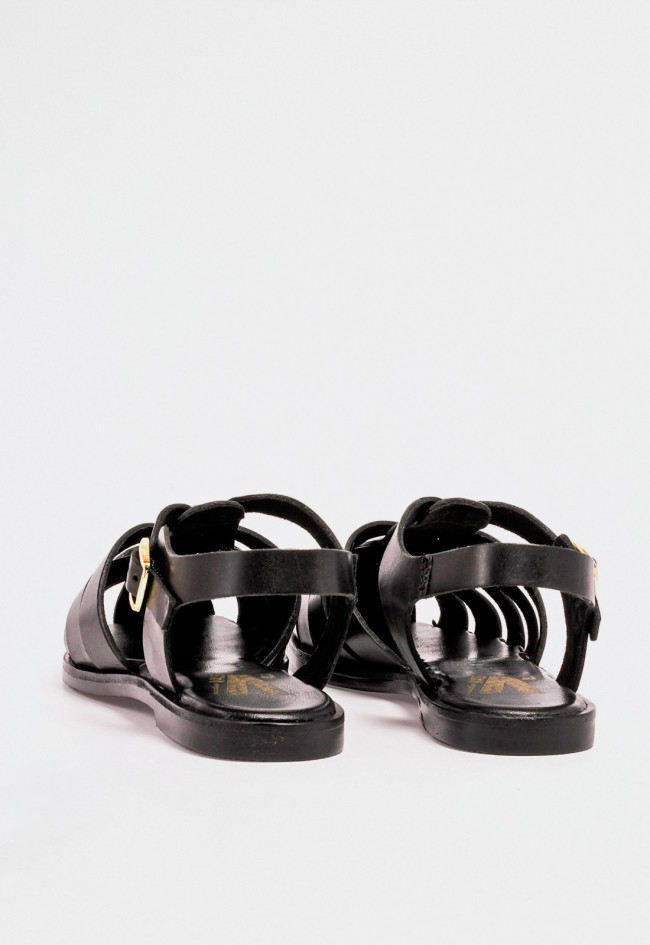 Sandalia plana cangrejera de piel negra con diseño trenzado y cierre lateral de hebilla metálica VAS rsp-8773