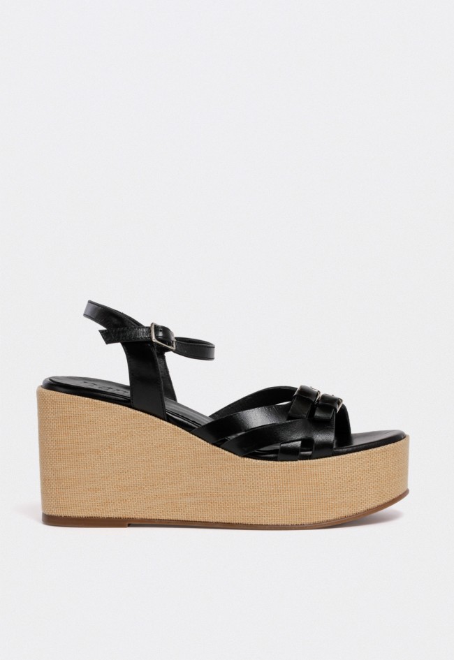 Sandalia de piel negra con cuña y plataforma efecto rafia — estilo y altura con comodidad Dansi 7556
