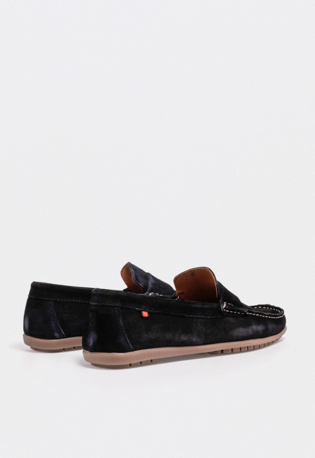 Mocasín de serraje negro para hombre — diseño clásico y confort versátil Benson 80102