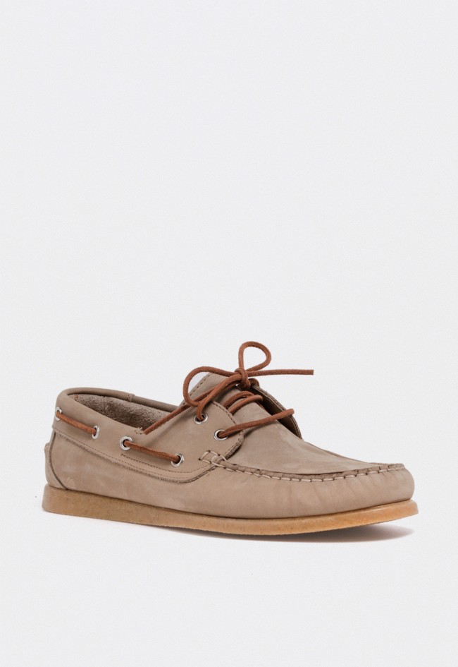 Náutico de piel beige para hombre — estilo clásico y confort atemporal Benson 84386