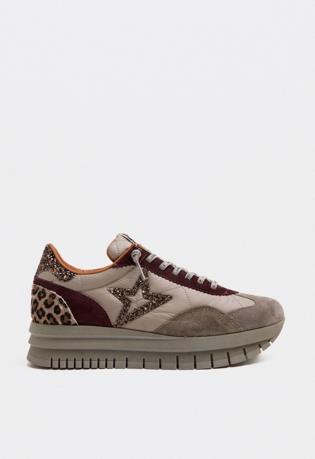 Zapatillas Cetti mujer beige y burdeos con plataforma y detalles animal print glitter Cetti c-1259 sra xl