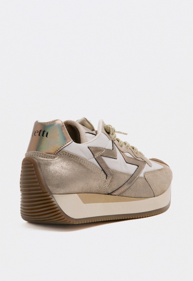 Zapatillas Cetti mujer beige metalizado con detalle estrella y acabado irisado Cetti c-1375