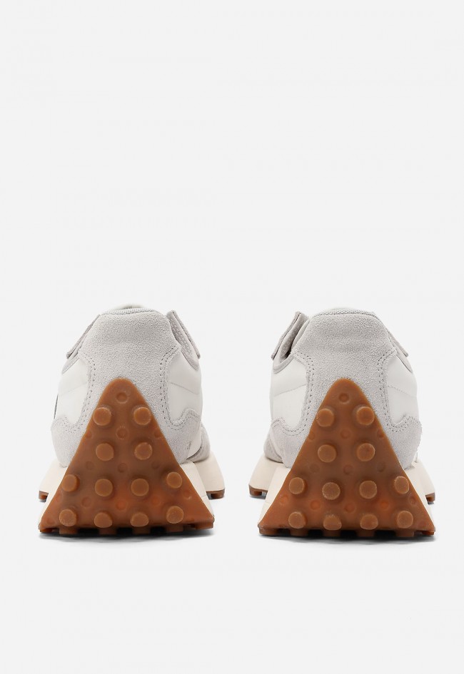 Zapatillas New Balance 327 gris mujer ante y malla – estilo retro 70s con toque moderno