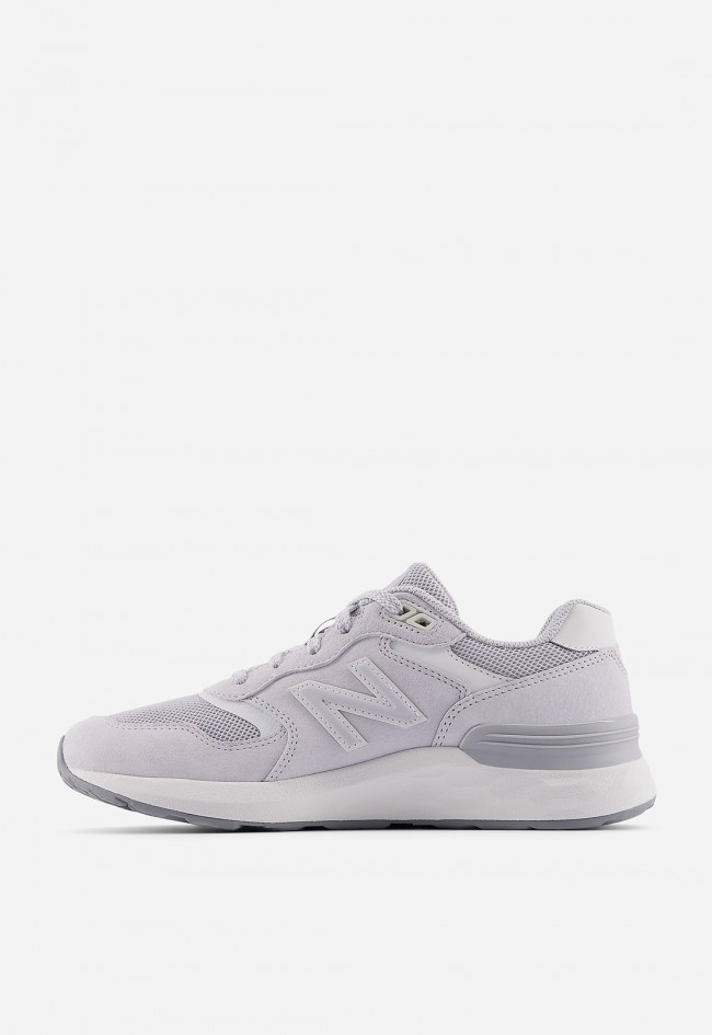 Zapatillas New Balance Fresh Foam Walking 880 v7 mujer – confort y estilo en cada paso