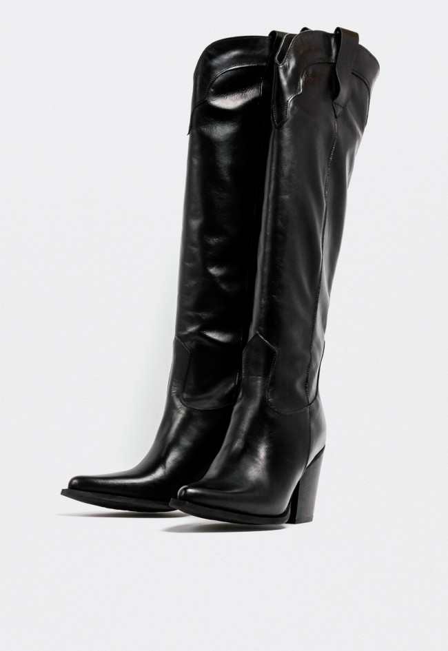 Bota cowboy alta de mujer en piel negra con tacón ancho – estilo western elegante GLO sexy
