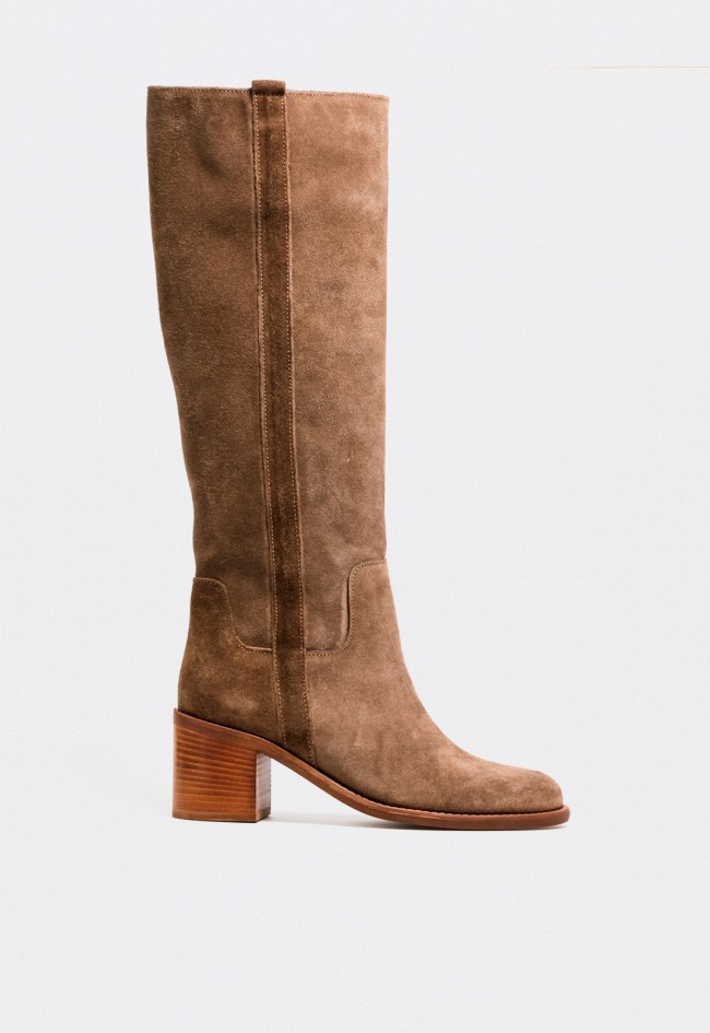 Bota campera alta de mujer en piel serraje taupe con tacón ancho – estilo elegante y versátil GLO isa