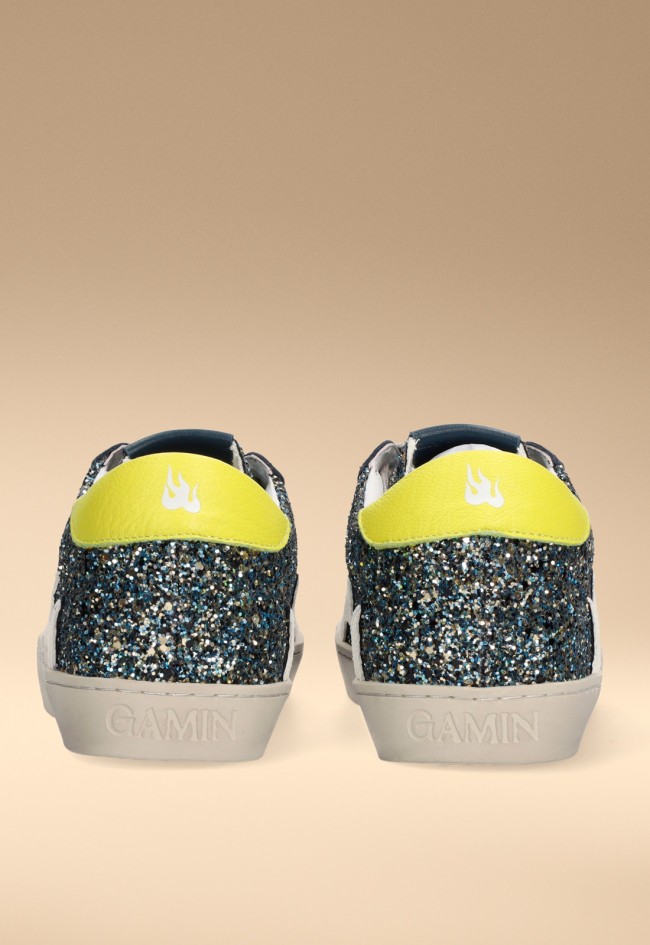 Zapatillas de mujer Gamin Dopamine en textil glitter azul y blanco con detalle neón – estilo urbano creativo