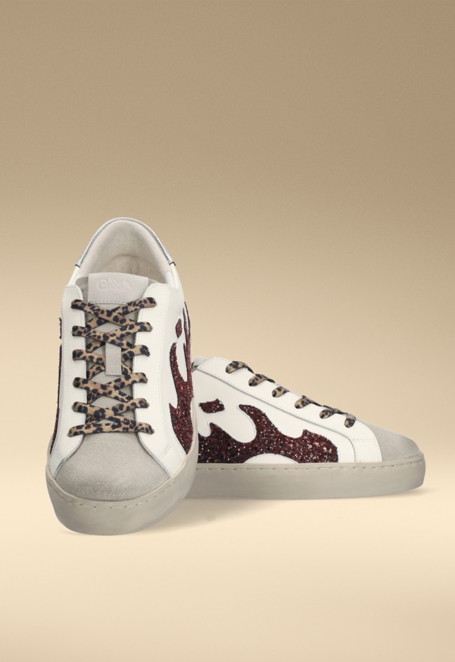 Zapatillas de mujer Gamin Dopamine en blanco y glitter burdeos – deportivas urbanas con estilo exclusivo