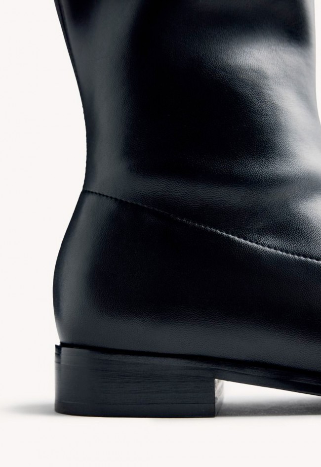 Botas Gioseppo Aitkin negras de caña elástica – sofisticación que estiliza cada paso