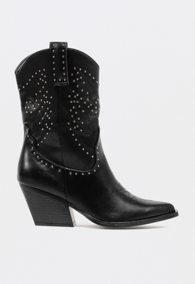 Bota cowboy mujer negra con tacón alto y detalles western con tachuelas Niko Amore 20174