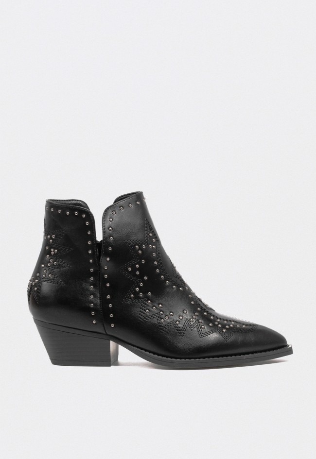 Botín cowboy mujer Niko Amore 20173 negro con tachuelas y bordados western