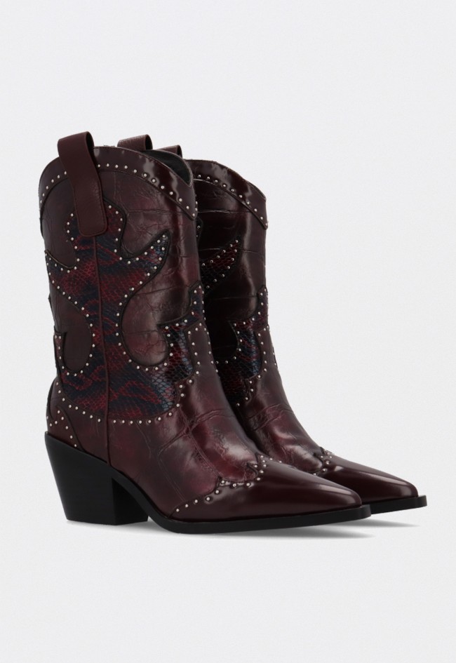 Bota cowboy mujer Noa Harmon 9772-72 burdeos de piel con textura animal print y tachuelas