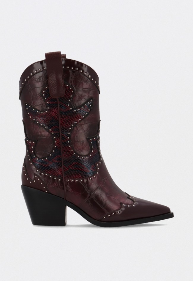 Bota cowboy mujer Noa Harmon 9772-72 burdeos de piel con textura animal print y tachuelas