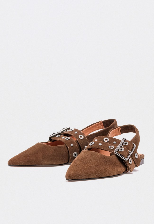 Zapato de mujer destalonado de piel VAS yrn033 color cuero con doble hebilla, sofisticación effortless