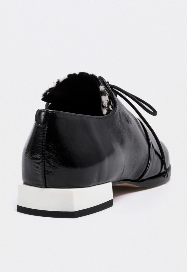 Zapato de piel de mujer negro Glo Katy con cordones y tacón geométrico