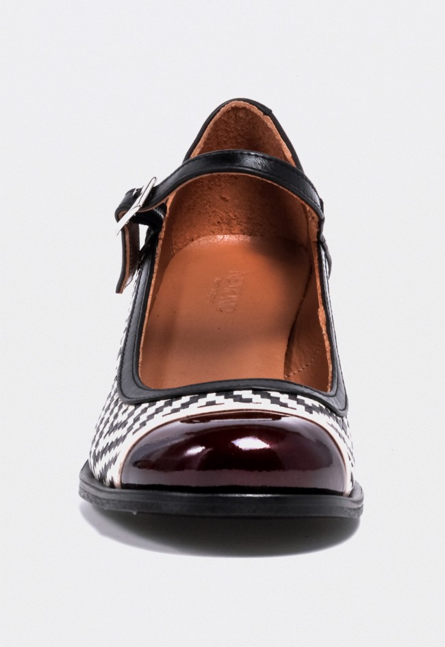 Zapato de mujer Mary Jane en piel con tacón geométrico Nemonic 2054 – Artesanía Made in Spain