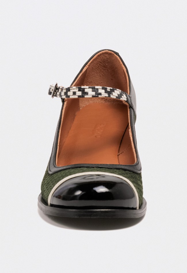 Zapato de mujer estilo Mary Jane en piel verde y negro con tacón estampado Nemonic 2054 – Diseño artesanal Made in Spain