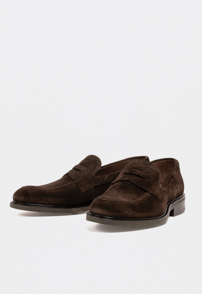 Mocasín de hombre VAS 5000 en serraje marrón con antifaz, estilo clásico en piel