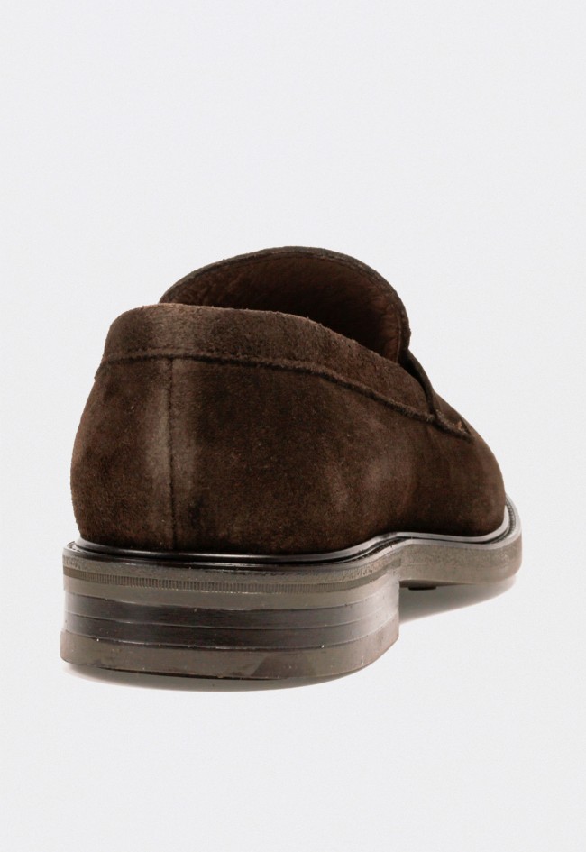 Mocasín de hombre VAS 5000 en serraje marrón con antifaz, estilo clásico en piel