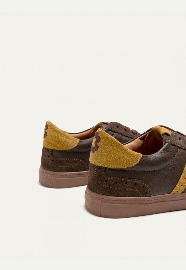 Zapatillas Porronet Madrid de mujer en serraje moka y mostaza estilo retro sport Made in Spain