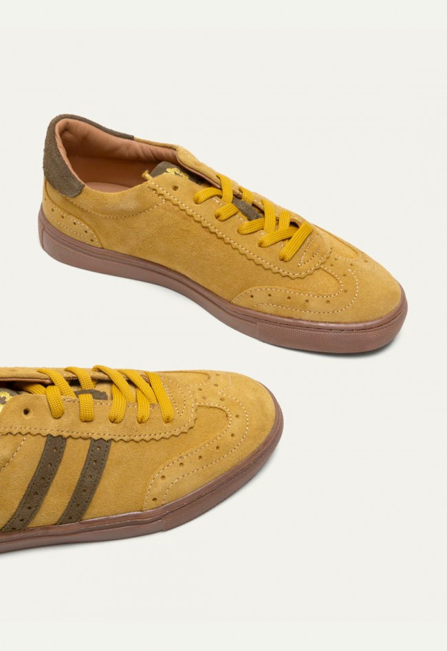 Zapatillas Porronet Viena de mujer en serraje verde y mostaza estilo retro sport Made in Spain