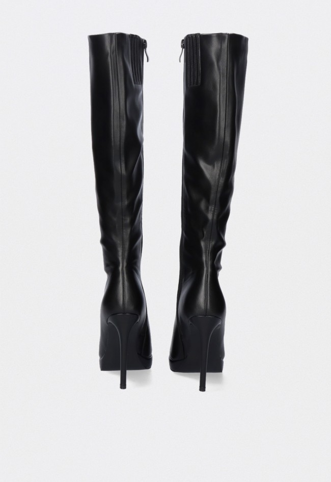 Bota alta mujer Exé K3332-71577 negra con tacón fino y punta en pico