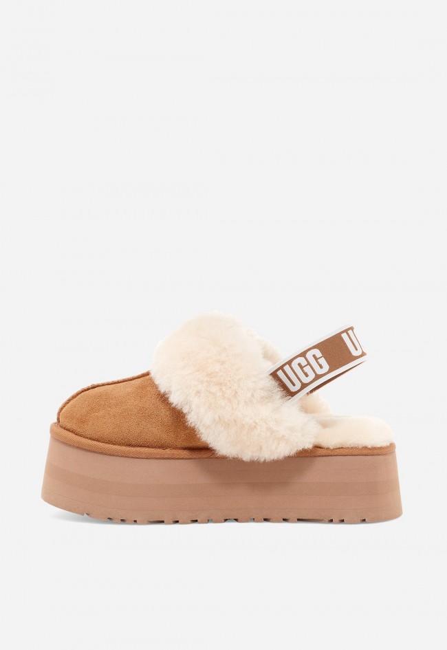 Zapatilla zueco mujer UGG Funkette ante camel con forro de pelo y plataforma