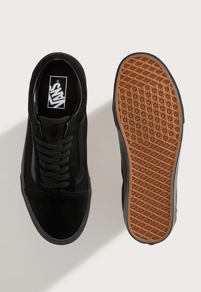 Zapatillas Vans Old Skool hombre negras clásicas en ante y lona con suela waffle