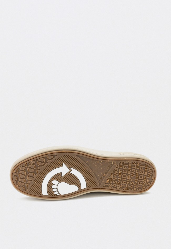 Botines de hombre Natural World Cerler camel en serraje hidrofugado