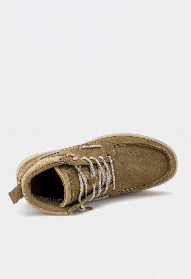 Botines de hombre Natural World Cerler camel en serraje hidrofugado