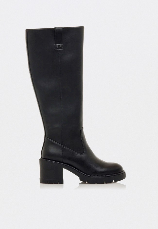 Botas altas Mustang Praga mujer negras con tacón bloque y plataforma versátil