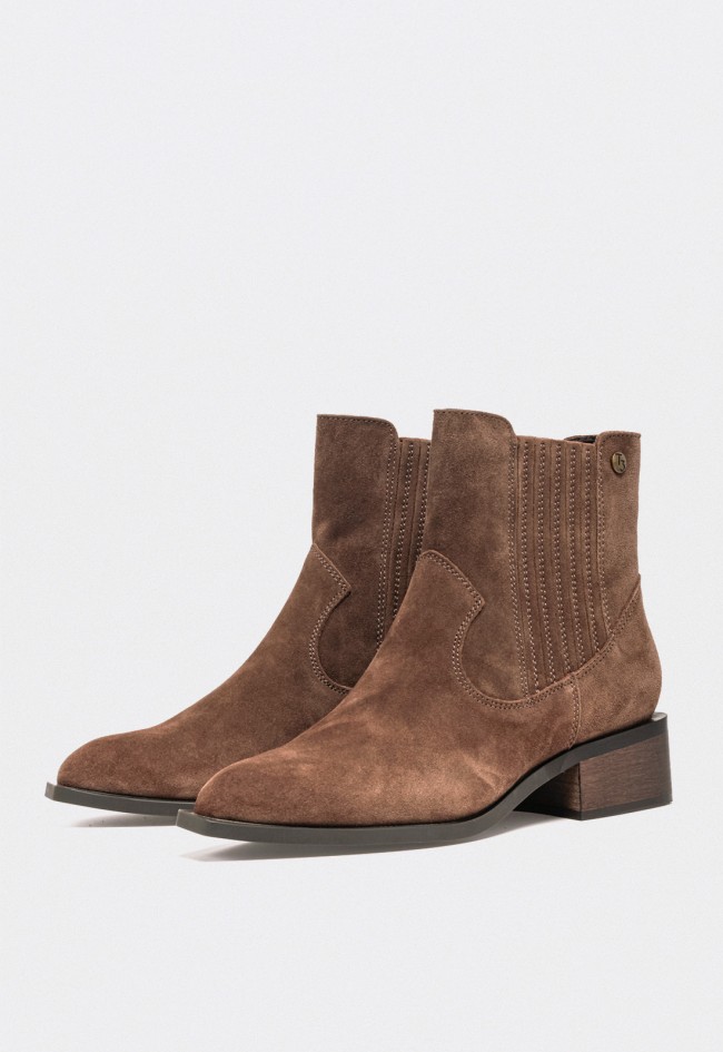 Botín campero de mujer TOP 3 ss814 en piel marrón – Estilo auténtico y versátil