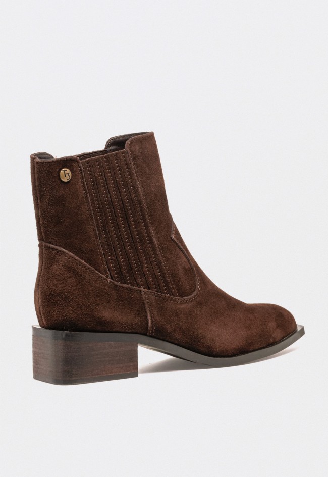 Botín campero de mujer TOP 3 ss814 en piel moka – Autenticidad con estilo boho chic