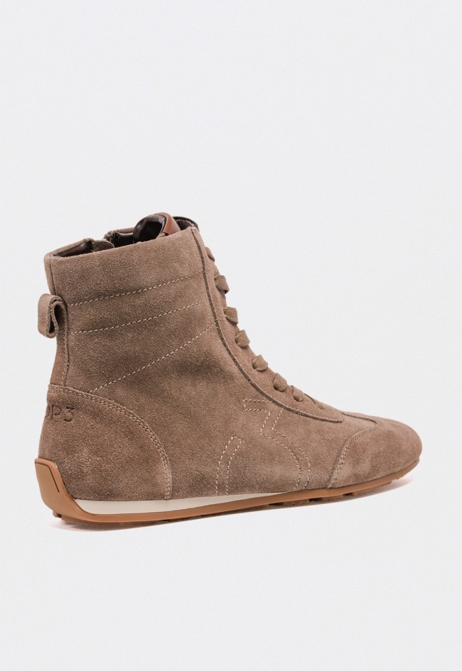 Zapatilla deportiva mujer TOP 3 ss704 corte alto retro vintage en piel serraje taupe – Estilo urbano con carácter atemporal