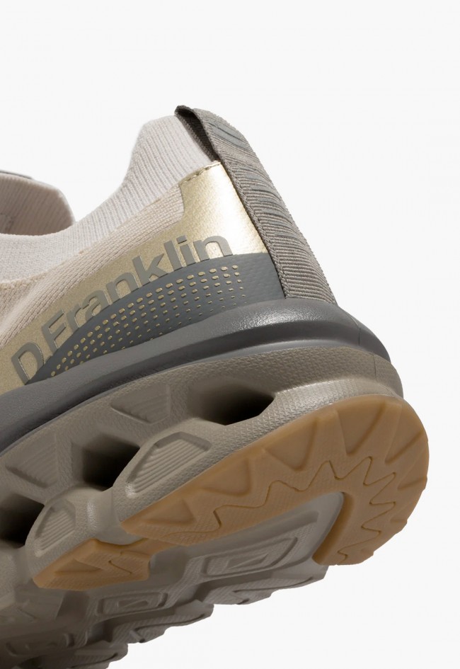 Zapatilla deportiva mujer D.Franklin Aero Sneakers Mesh Cream / Gold – Estilo sofisticado con amortiguación