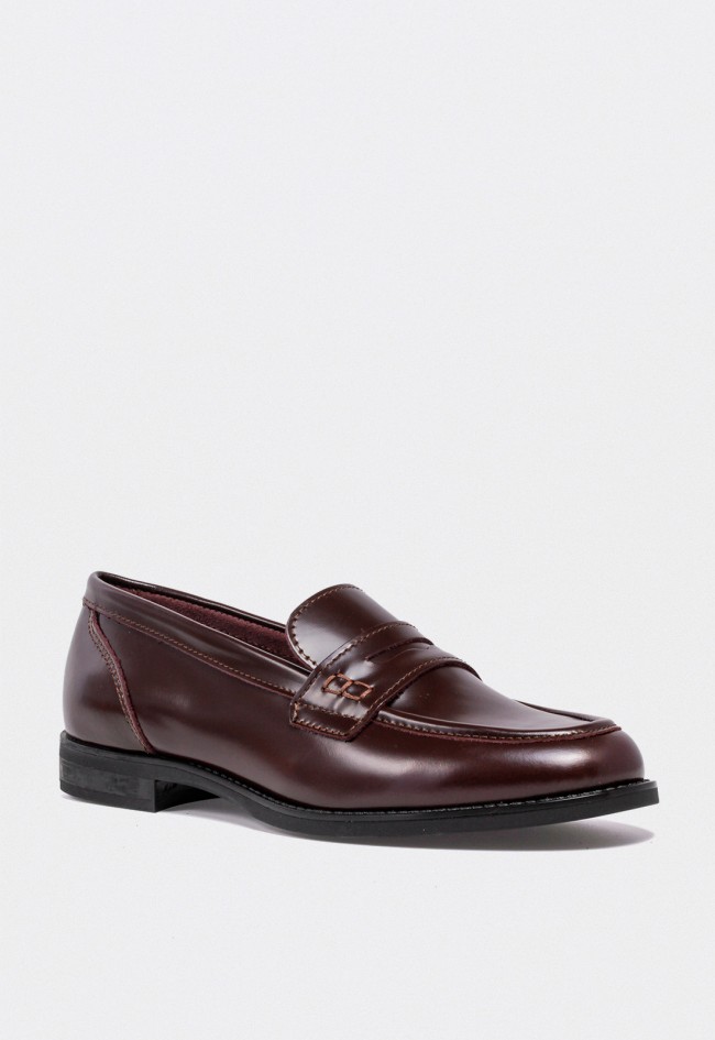 Mocasín de mujer VAS 1186 en piel burdeos – elegancia atemporal con estilo