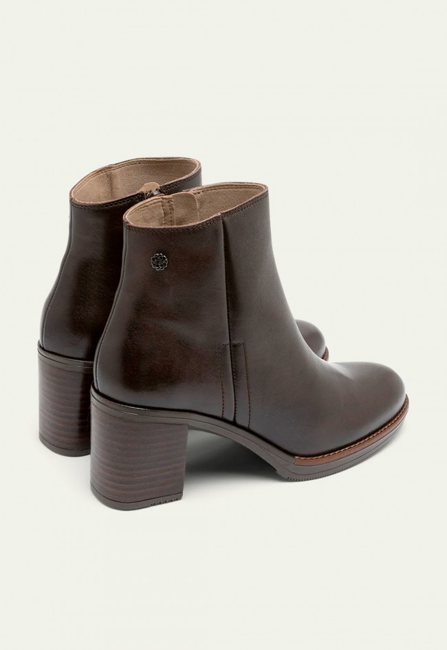 BOTINES DE PIEL DE TACÓN MOKA PORRONET RANIA