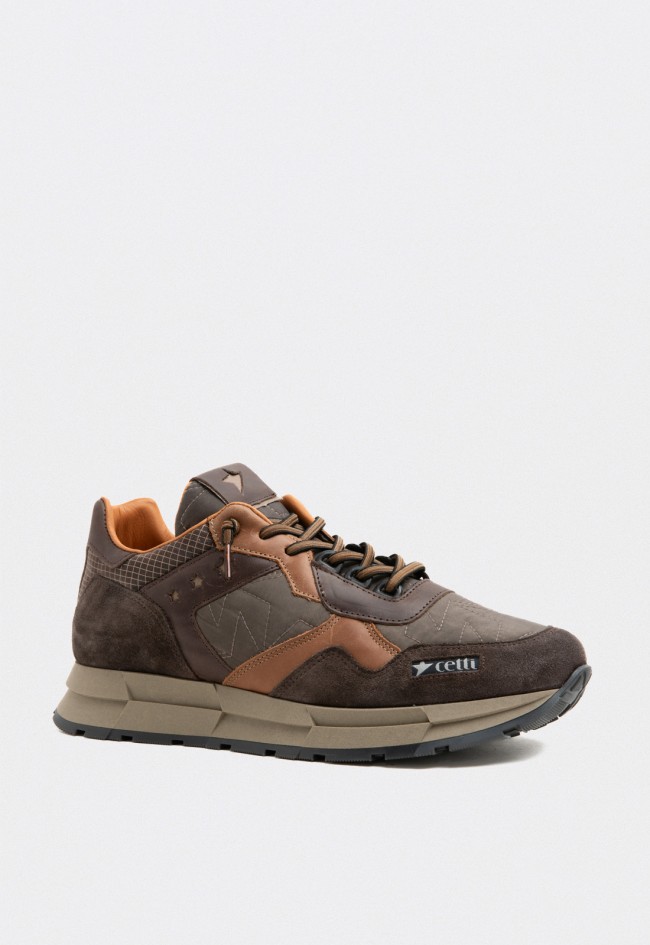Zapatillas deportivas de hombre Cetti c-1271 en piel marrón con diseño urbano y suela ligera