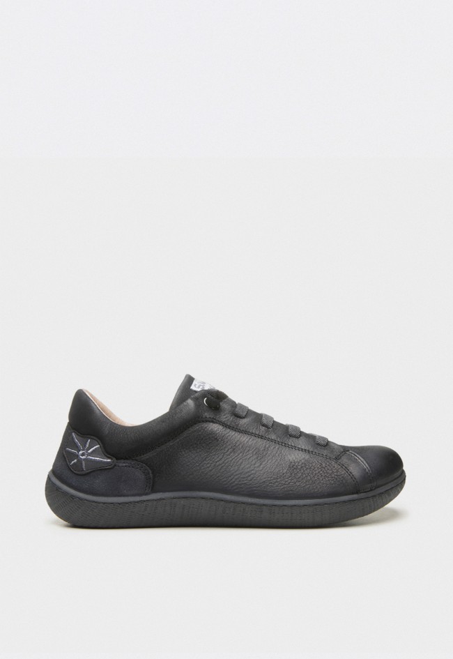 Zapatos hombre barefoot Sunni Sabbi OKI 014 negros de piel nobuck con cordones elásticos
